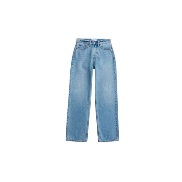 Light blue high-waisted jeans with a straight-leg fit, perfect for casual, trendy outfits.