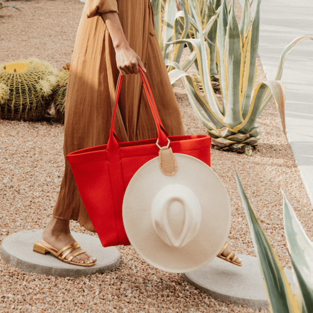 Magnetic Hat Clip Raffia TOPTOTE Design - Main Image